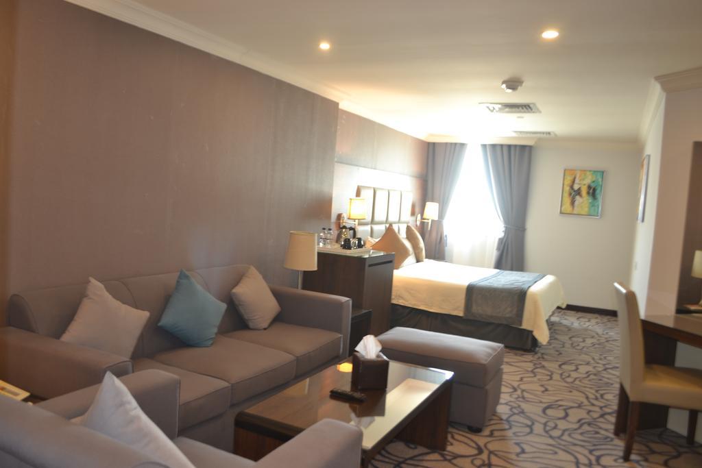 Hotel Golden Tulip Al Khobar Exterior foto
